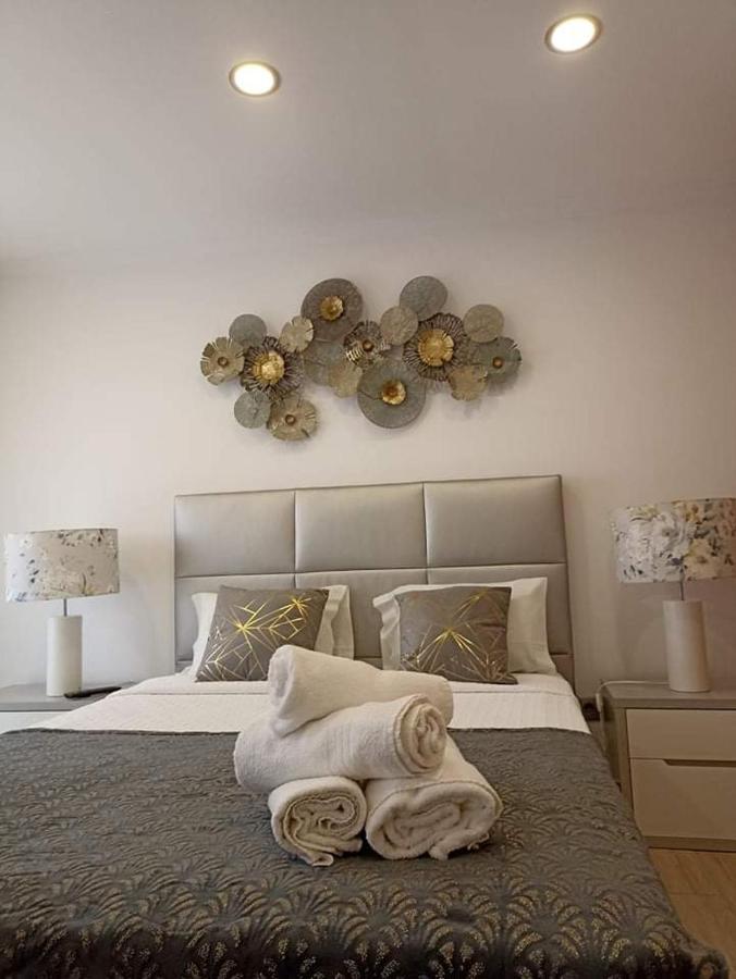 Moradia Meca - Casas *