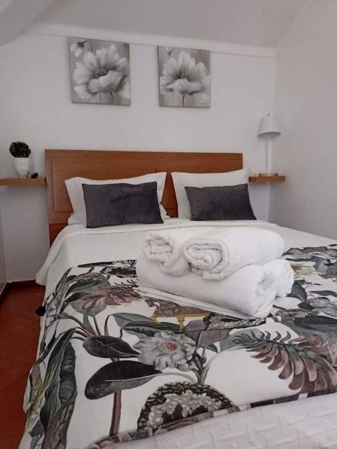 Moradia Meca - Casas Hébergement de vacances Nazaré